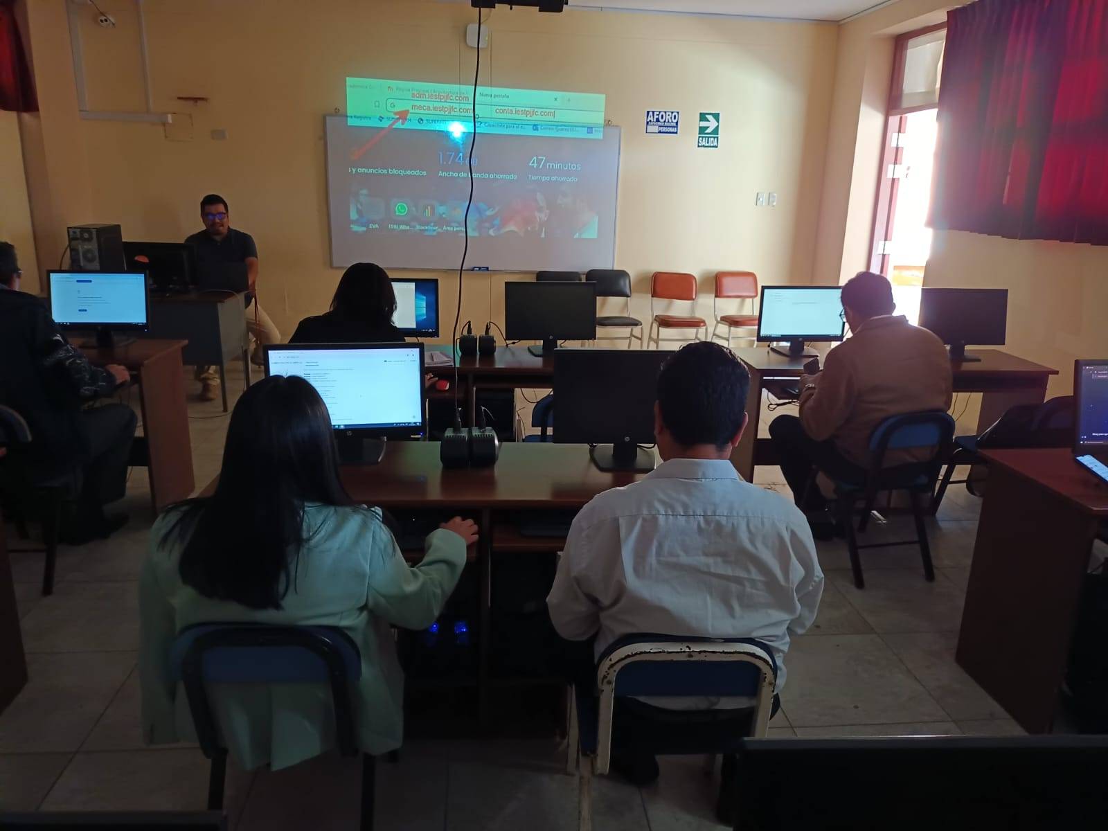 Arquitectura de Plataforma y Servicios de Tecnologías de Información